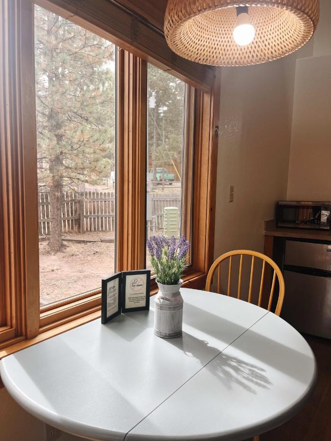 Cozy Cabin Close To Downtown Woodland Park Exterior foto
